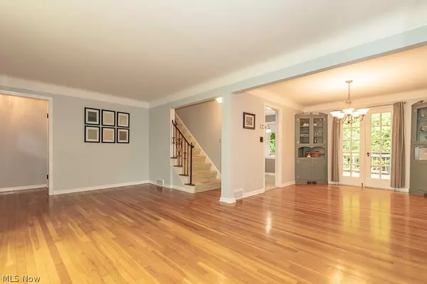 Lyndhurst, OH 44124,1398 Croyden RD