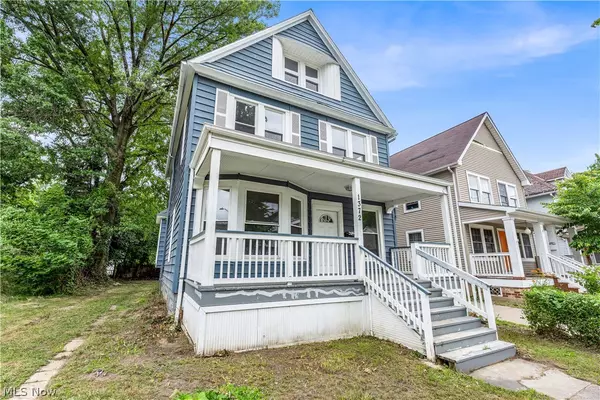 Cleveland, OH 44106,1372 E 111th ST