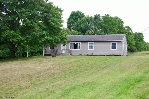 6855 Old Town RD, Fultonham, OH 43735