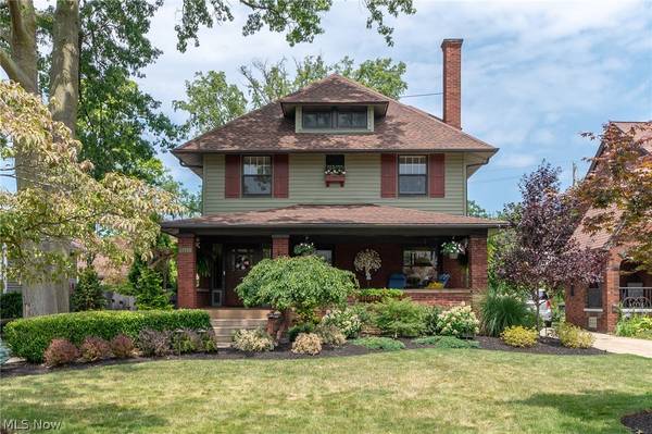 17480 Clifton BLVD, Lakewood, OH 44107