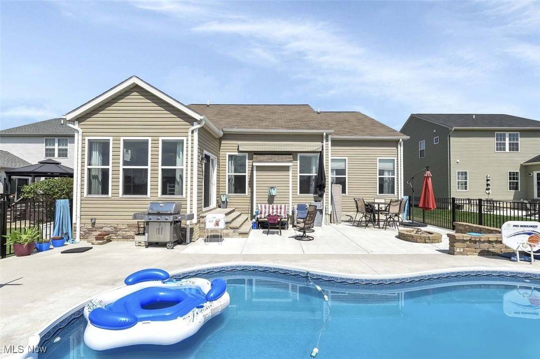 Medina, OH 44256,3122 Seven Bridges RD