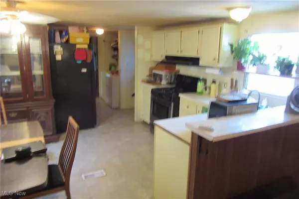 Elyria, OH 44035,107 Kentucky DR