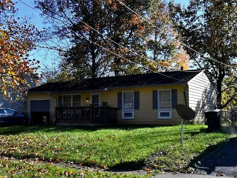 3231 Williamsburg, Warren, OH 44485