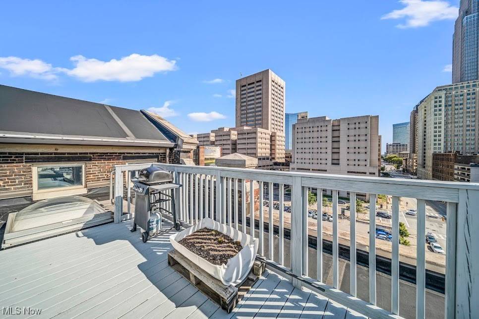 Cleveland, OH 44113,408 W Saint Clair AVE #604