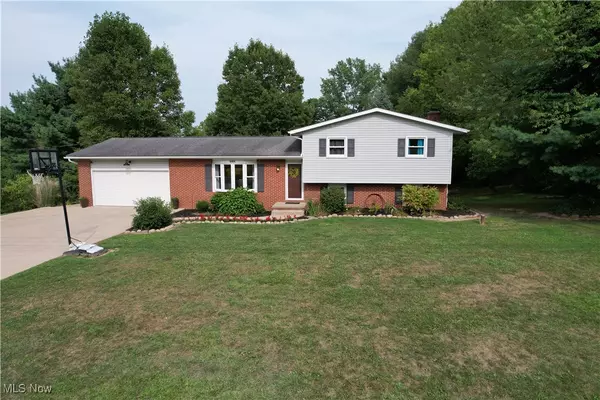 5464 Briggle AVE SW,  East Sparta,  OH 44626