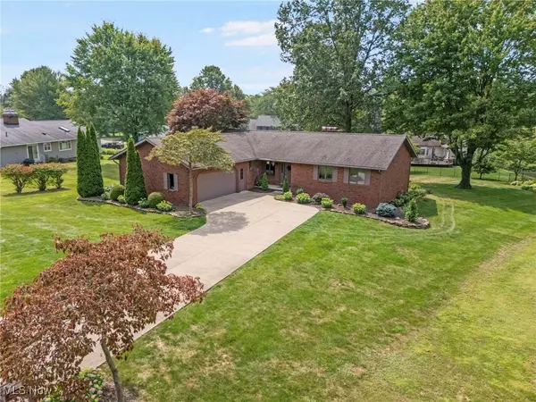 Doylestown, OH 44230,220 Vineyard WAY