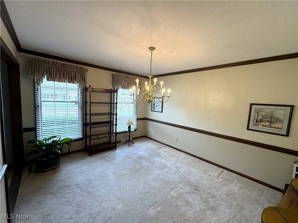 Warren, OH 44484,384 Westchester DR SE