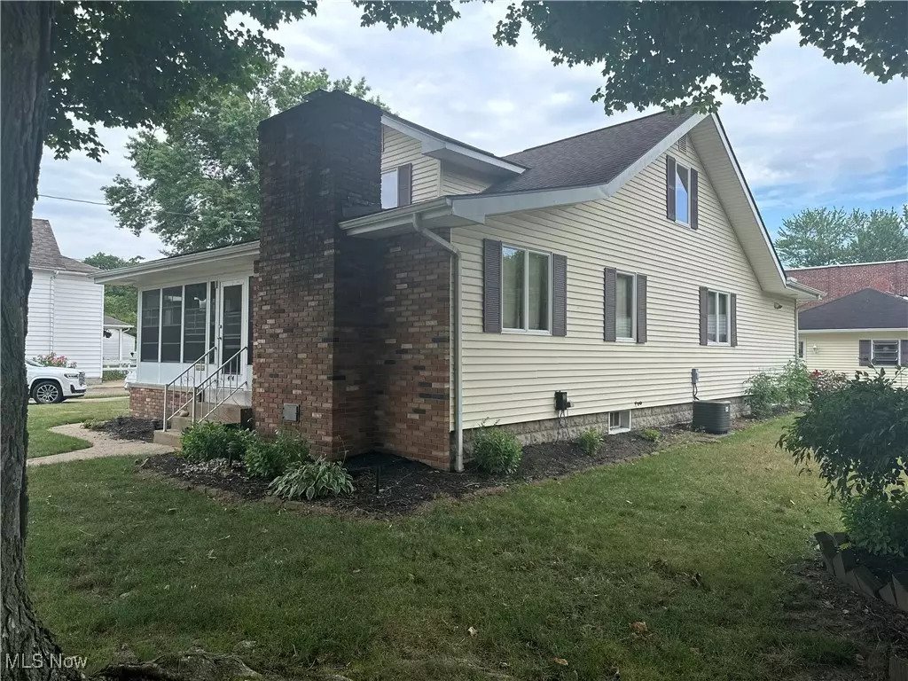 Dover, OH 44622,414 W 8th ST