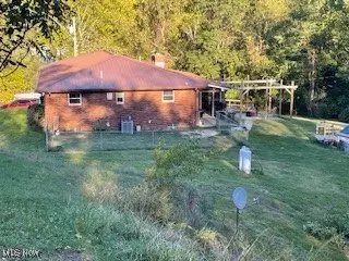 Ravenswood, WV 26164,10682 Ravenswood RD