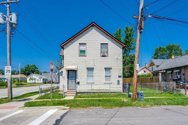 3460 Erin AVE, Cleveland, OH 44113