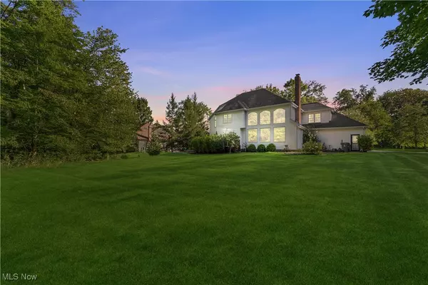 Solon, OH 44139,6092 Penfield LN