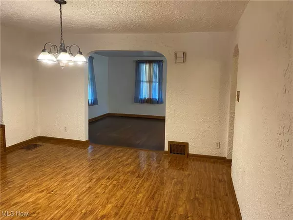 Salem, OH 44460,216 Roosevelt AVE