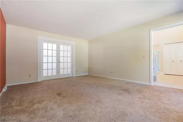 Canton, OH 44718,3960 Bramshaw RD NW