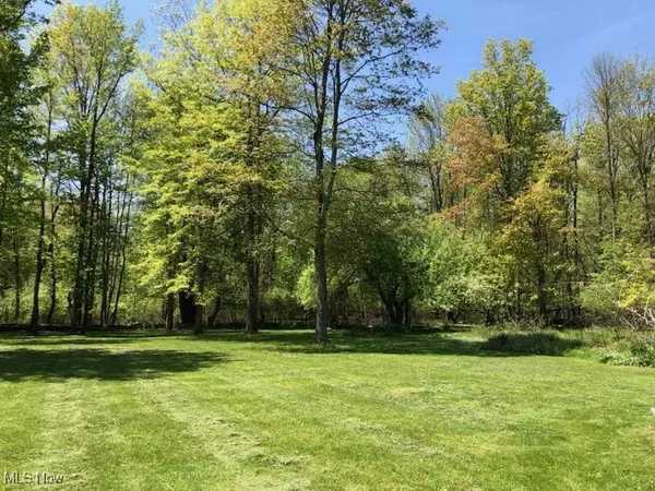 Norton, OH 44203,3660 Golf Course DR