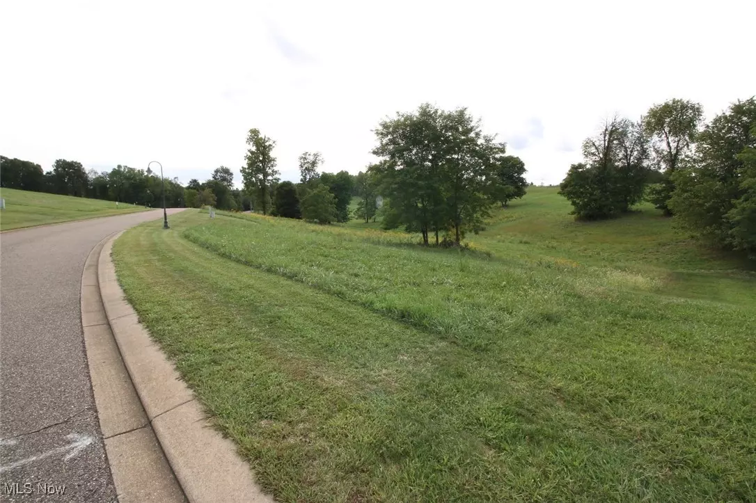 Zanesville, OH 43701,5270 Stonegate DR