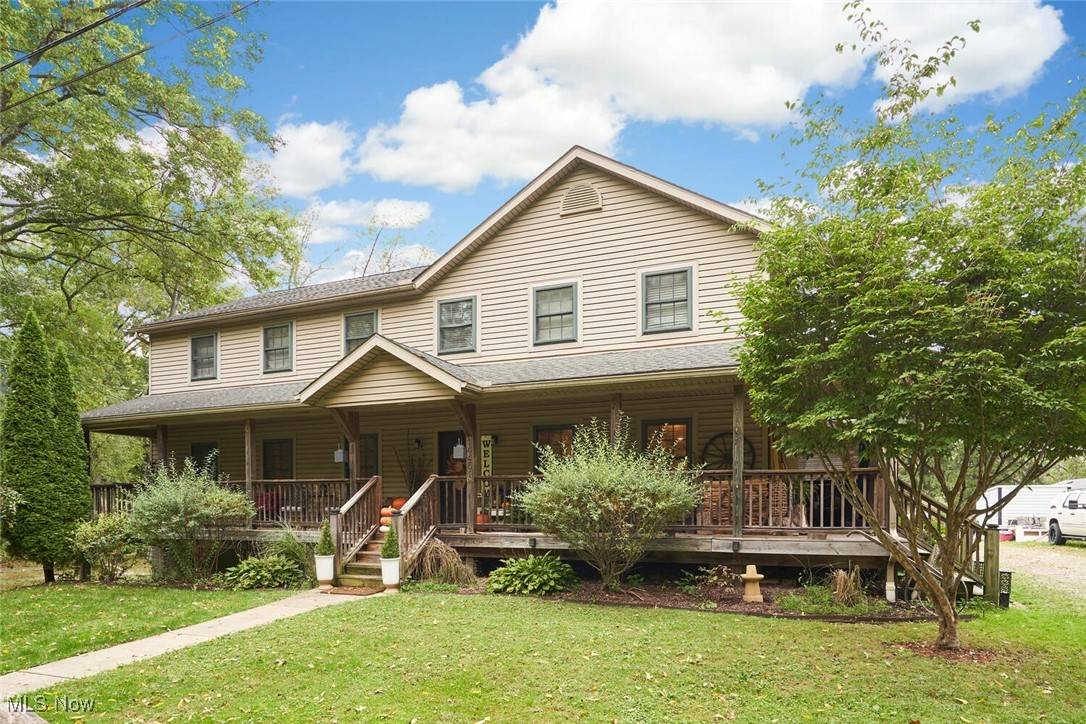 1445 Homewood AVE, Barberton, OH 44203