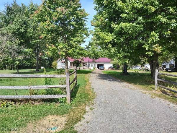 3445 Shaffer RD,  Rock Creek,  OH 44084