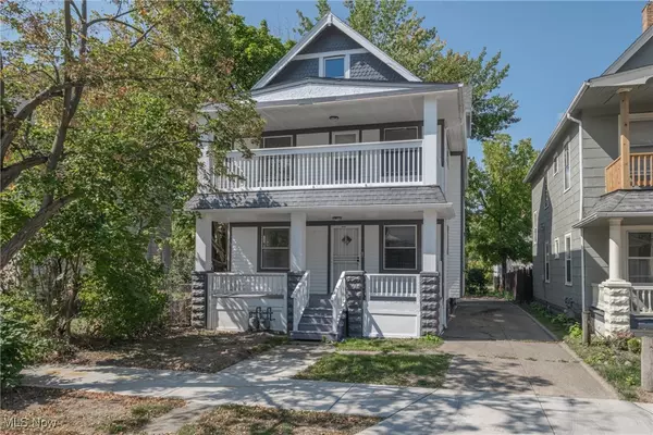 Cleveland, OH 44120,2932 E 118th ST