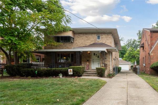 15630 Lydian AVE, Cleveland, OH 44111