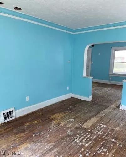 Garfield Heights, OH 44105,13212 Maplerow AVE