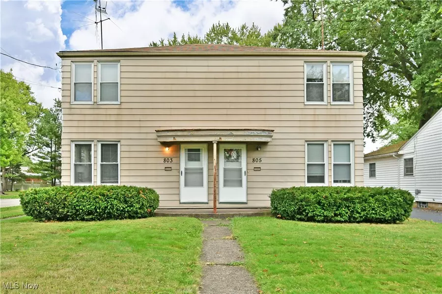 803 - 805 Perkinswood BLVD SE, Warren, OH 44483