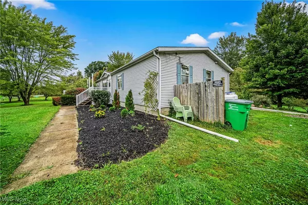 Geneva, OH 44041,4020 N Broadway