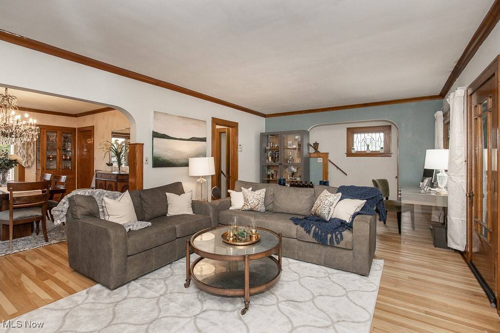 Parma, OH 44129,7070 Ridge RD