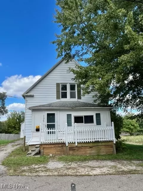 156 W Walnut ST, Wadsworth, OH 44281