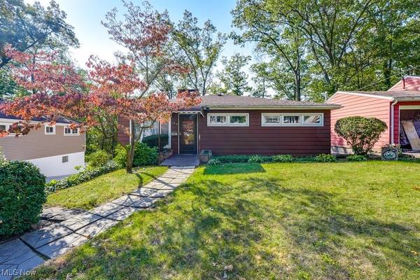 148 The Brooklands,  Akron,  OH 44305