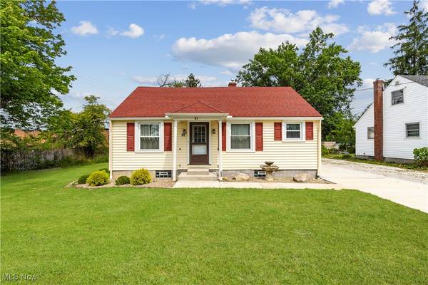 61 Ledge RD, Northfield, OH 44067