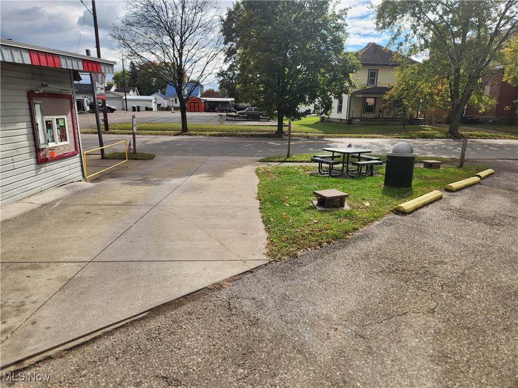 West Lafayette, OH 43845,408 E Main ST