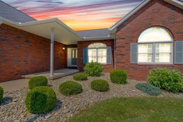 North Canton, OH 44720,6065 Coppercove CIR NW