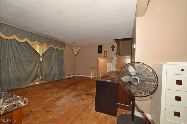 Bedford Heights, OH 44146,5951 Marra DR