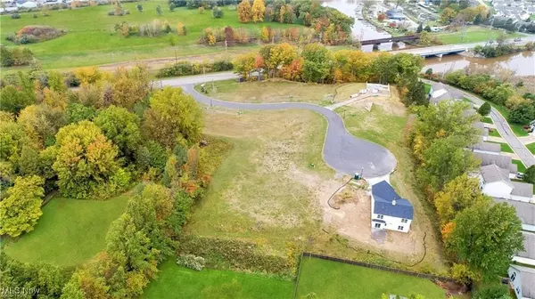 Painesville, OH 44077,36 Blue Heron CT