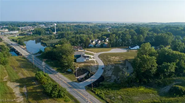 Painesville, OH 44077,30 Blue Heron CT