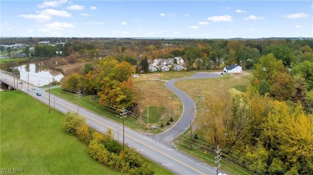 Painesville, OH 44077,18 Blue Heron CT