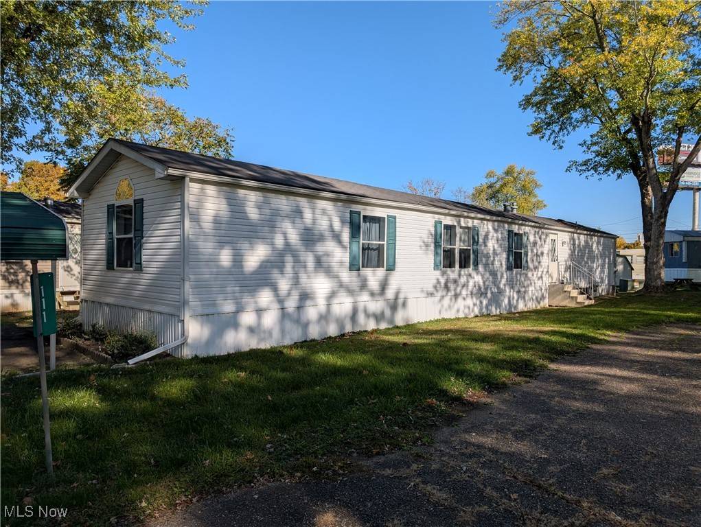 Cambridge, OH 43725,62950 Byesville RD #109