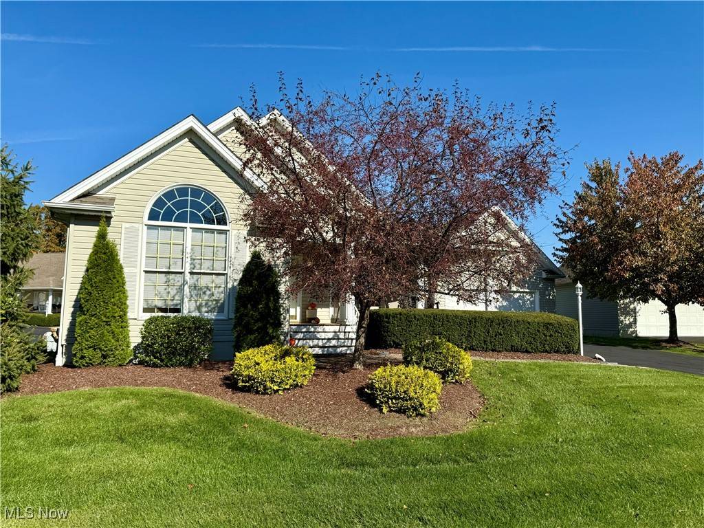 5203 Nashua DR #37, Austintown, OH 44515