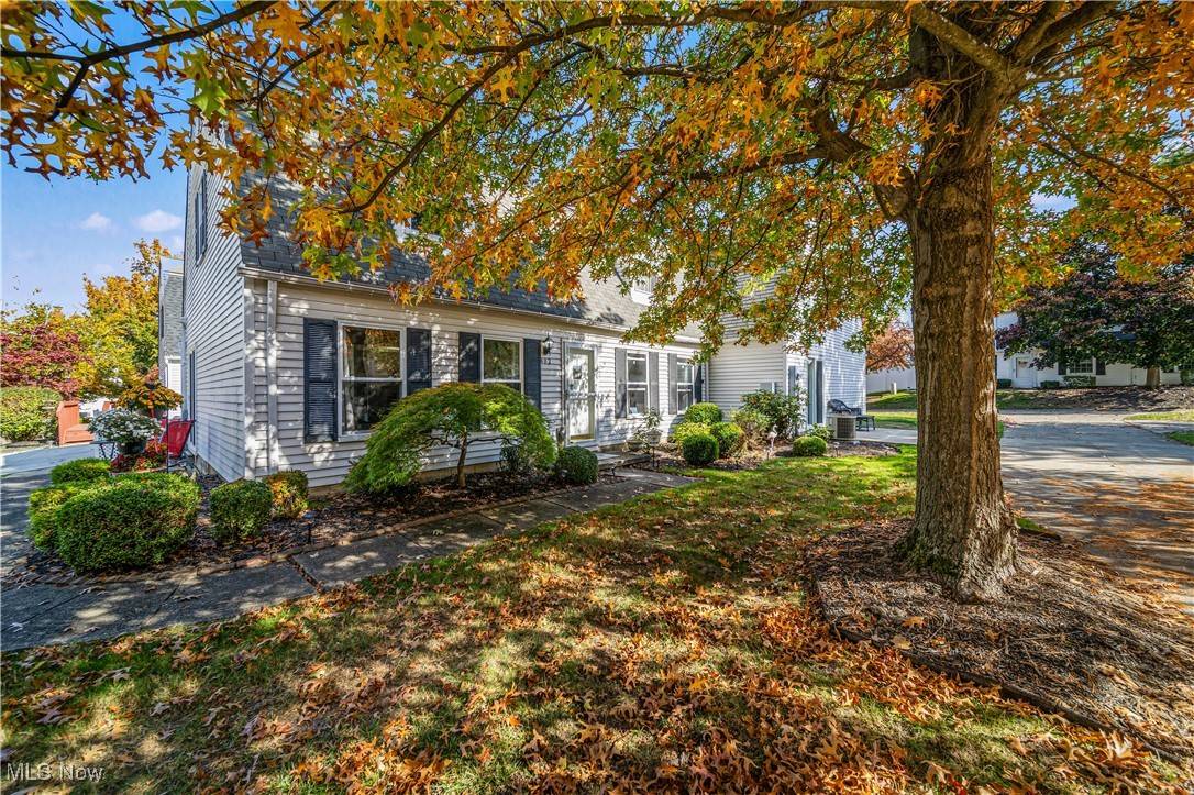 8080 Harbor Creek DR #402, Mentor-on-the-lake, OH 44060