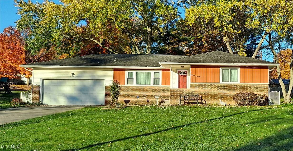 3220 S Hametown RD, Norton, OH 44203