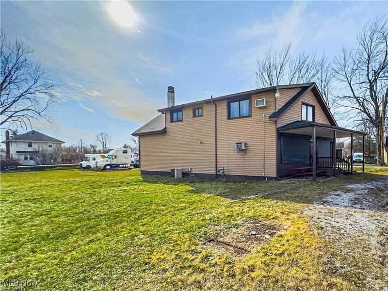 3120 Albrecht AVE, Akron, OH 44312