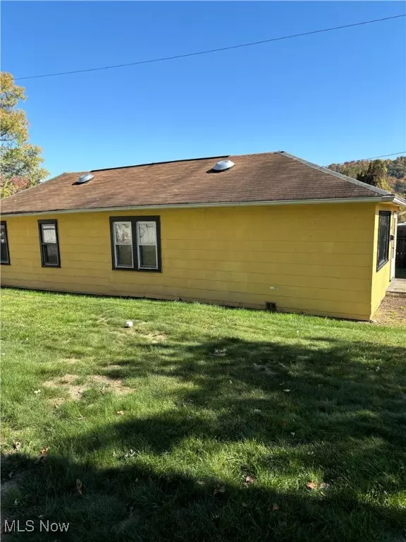 Wellsville, OH 43968,609 FIFTEENTH ST