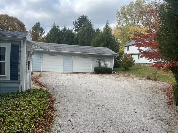Uniontown, OH 44685,1342 Greensburg RD