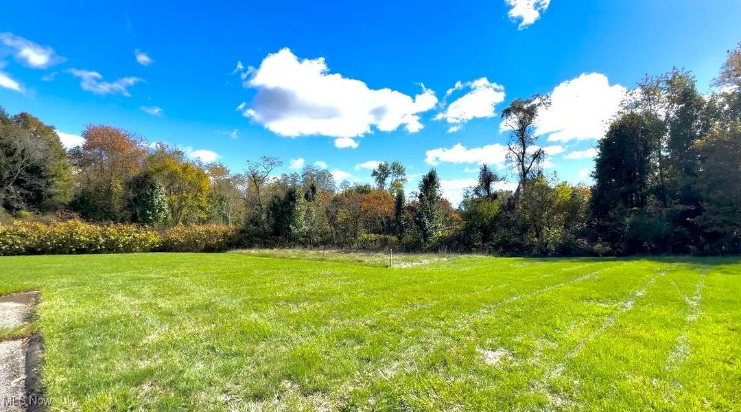 St Andrews DR, Steubenville, OH 43952