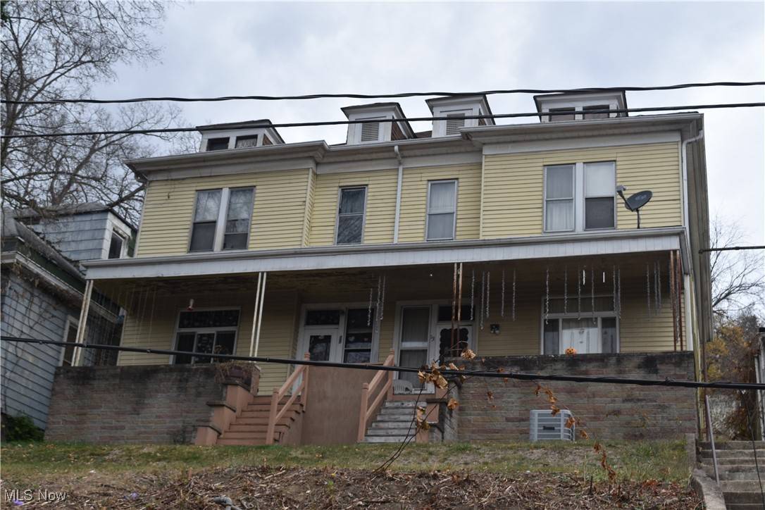 13 & 15 S 10th ST, Martins Ferry, OH 43935