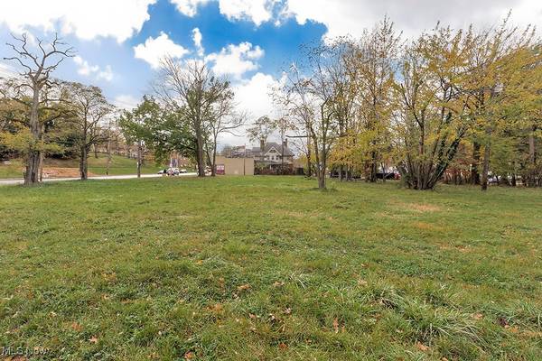 17913 Euclid AVE,  East Cleveland,  OH 44112