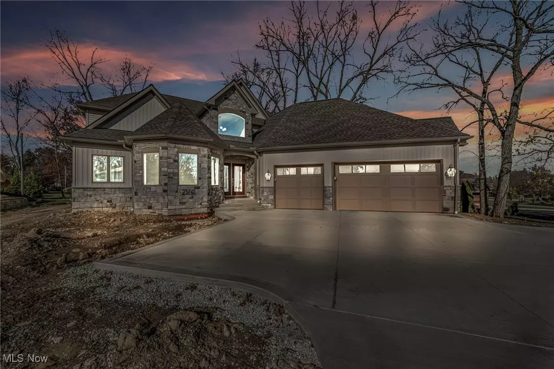 Beachwood, OH 44122,25741 Hurlingham RD