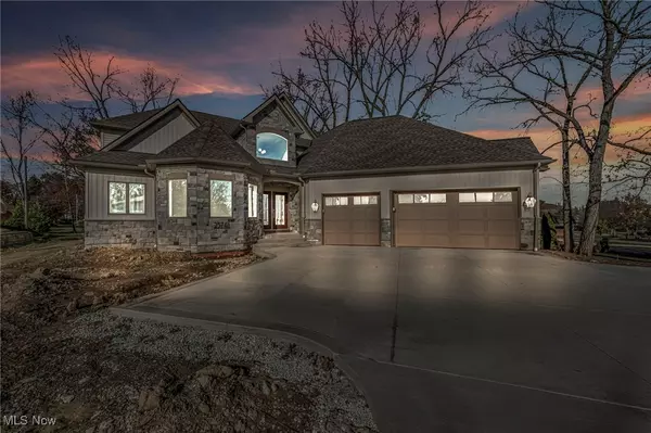 25741 Hurlingham RD, Beachwood, OH 44122