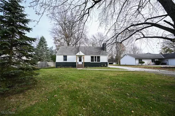 9443 Marks RD, Strongsville, OH 44149