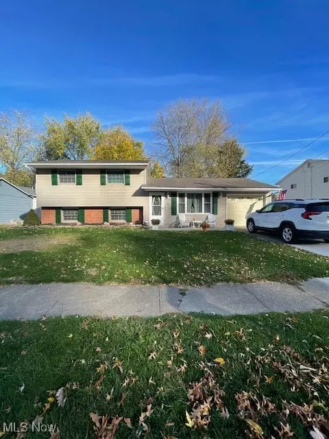 Vermilion, OH 44089,4728 Idleview DR